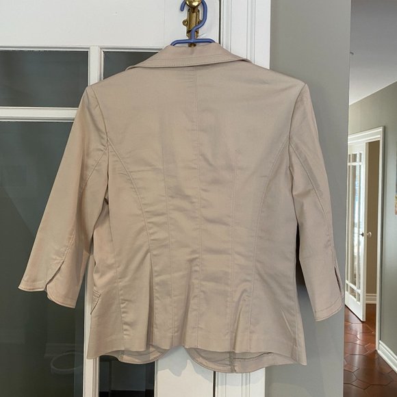 Ricki's Tan 3/4 Sleeve Blazer/Jacket - Picture 3 of 4